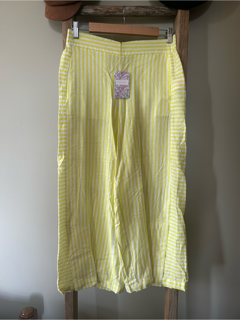 NWT linen Stella Parker Yellow Stripe Cropped Wide-Leg Pants, so fun! Size S